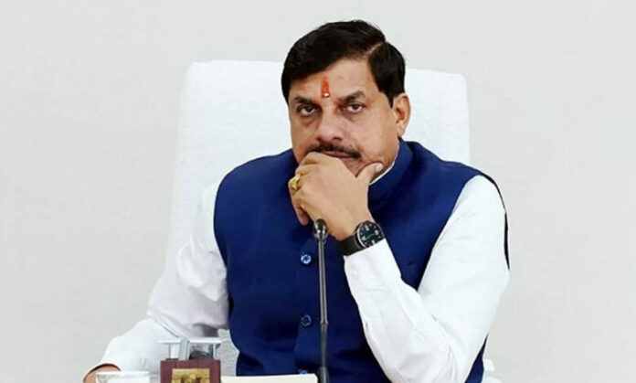 मध्य-प्रदेश-में-अधिकारियों-के-प्रमोशन-की-बाढ़,-मोहन-यादव-सरकार-ने-दिया-न्यू-ईयर-गिफ्ट