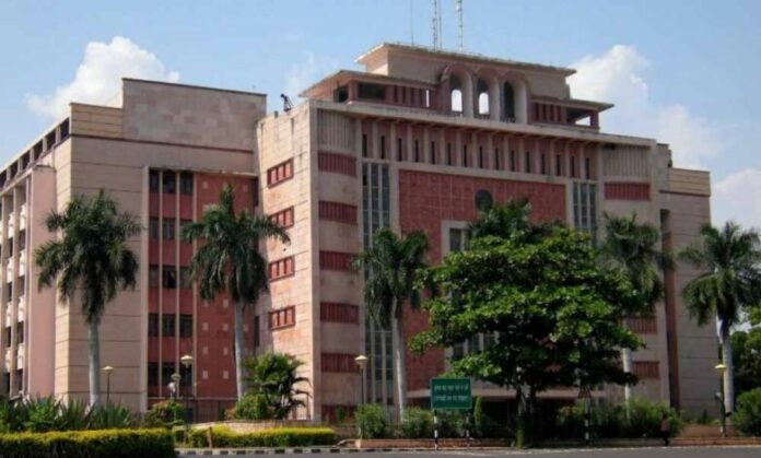 2026-में-मध्य-प्रदेश-में-बड़ा-प्रशासनिक-बदलाव,-32-सीनियर-अफसर-होंगे-सेवा-मुक्त