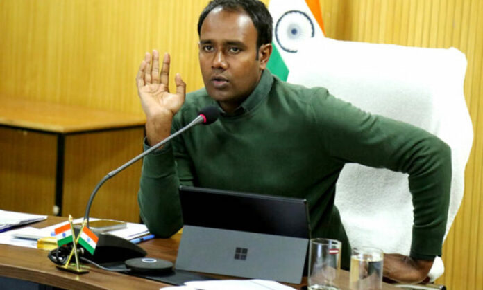 इंदौर-दूषित-पेयजल-मौत-कांड-के-बाद-सागर-कलेक्टर-सख्त,-हर-महीने-‘नो-लीकेज’-सर्टिफिकेट-देना-होगा