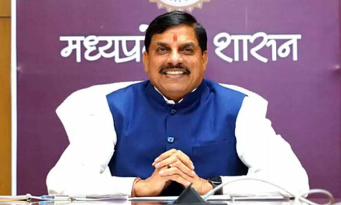 मध्य-प्रदेश-सरकार-सरकारी-नौकरियों-के-लिए-दो-बच्चों-की-शर्त-हटाने-की-ओर-बढ़ा-कदम,-राजस्थान-छत्तीसगढ़-की-राह-पर