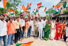 हर घर तिरंगा” अभियान के तहत हरपालपुर में निकली विशाल तिरंगा यात्रा।